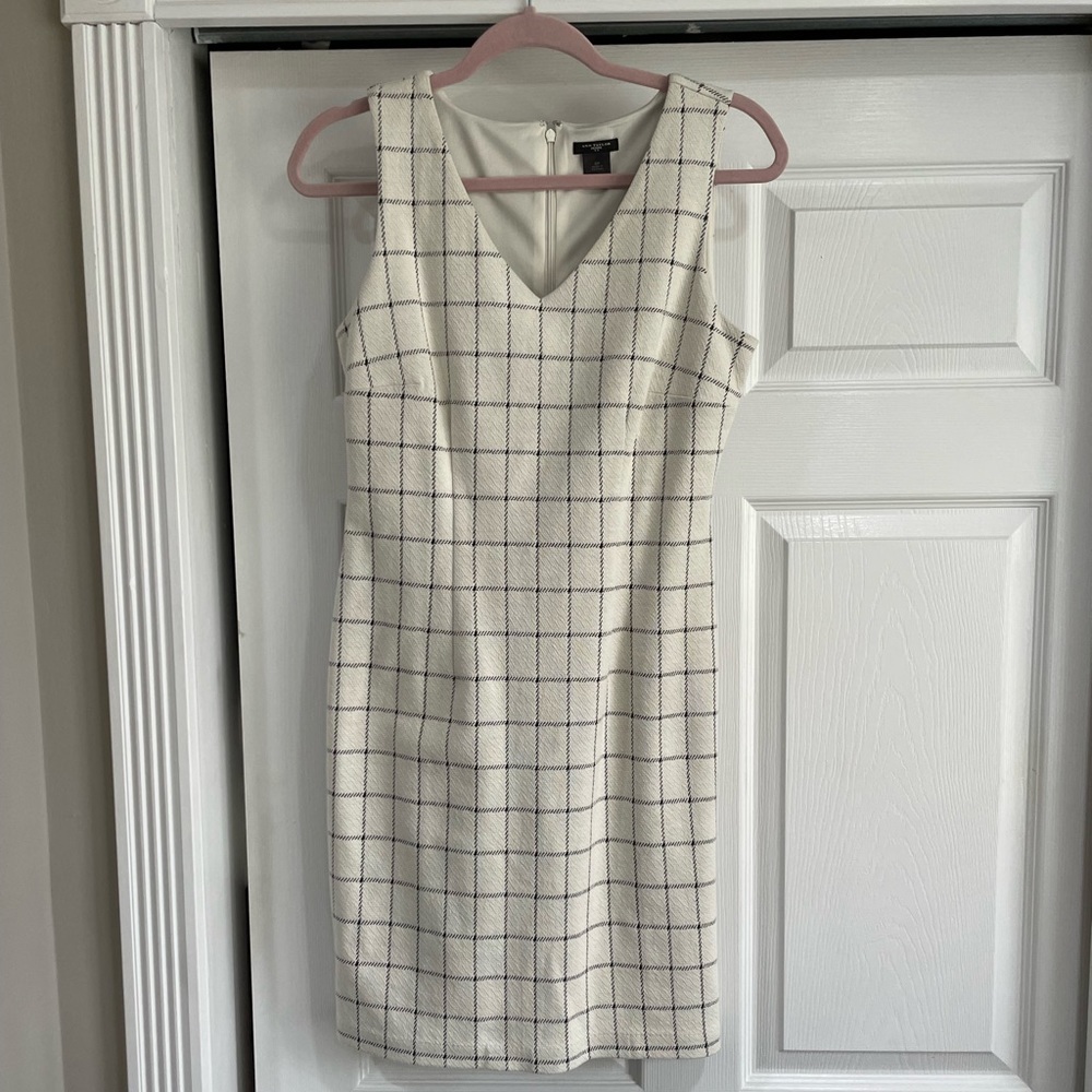 Anne Taylor sleeveless dress